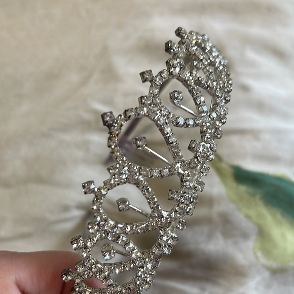 👰🏼♀️Vintage Crown👰🏼♀️ - Picture 3 of 6